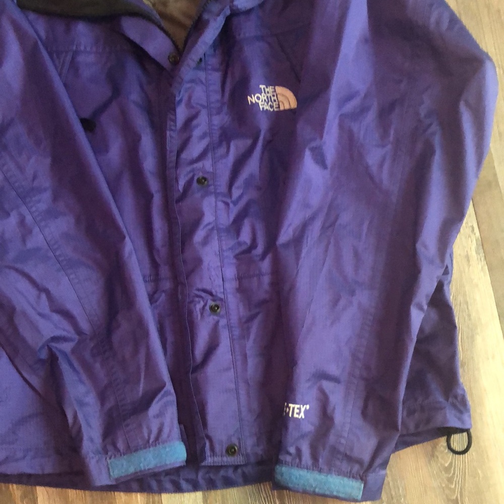 The North Face windbreaker. Purple/royal blue. XS - Picture 3 of 6